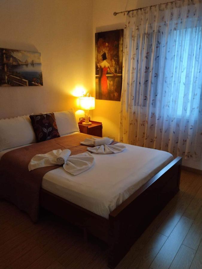 Eagle House Villa Permet Bagian luar foto
